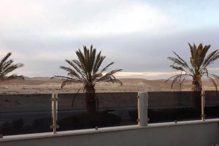 צימרים שירת הכוכבים 米茨佩·拉蒙 外观 照片